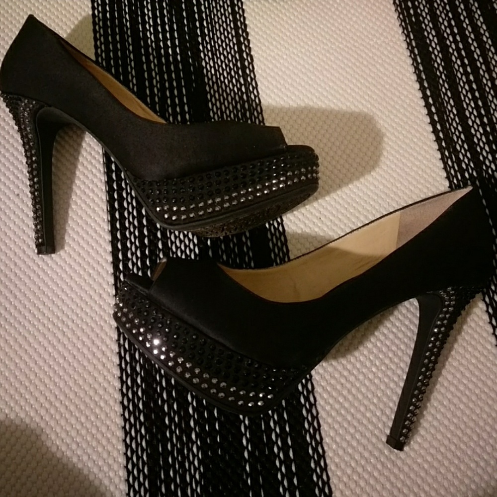 *NEW* Gianni Bini Heels *NEW*